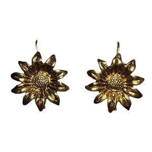 Vintage Gold Tone Sunflower Earrings J18-4